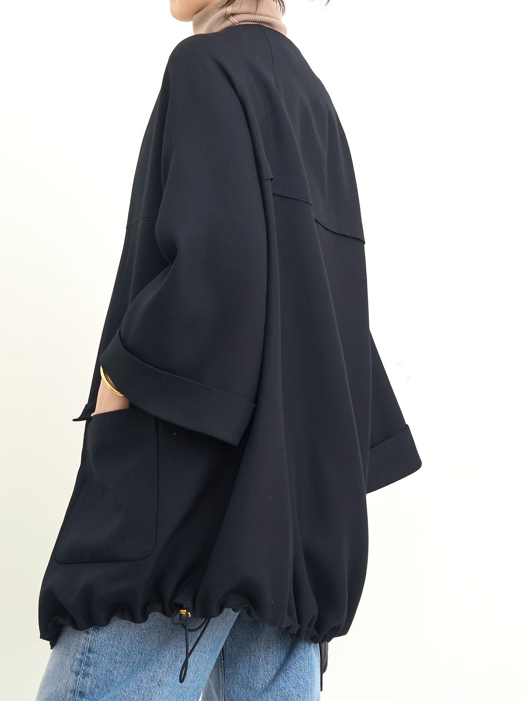 AGOLDE/エーゴールドイー】 ARC CRISS CROSS JEANのコーディネート