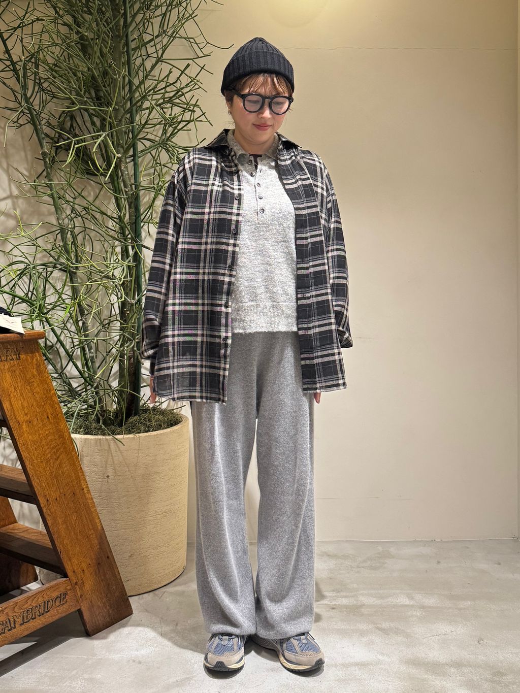 OUTDOOR PRODUCTS Usual Things