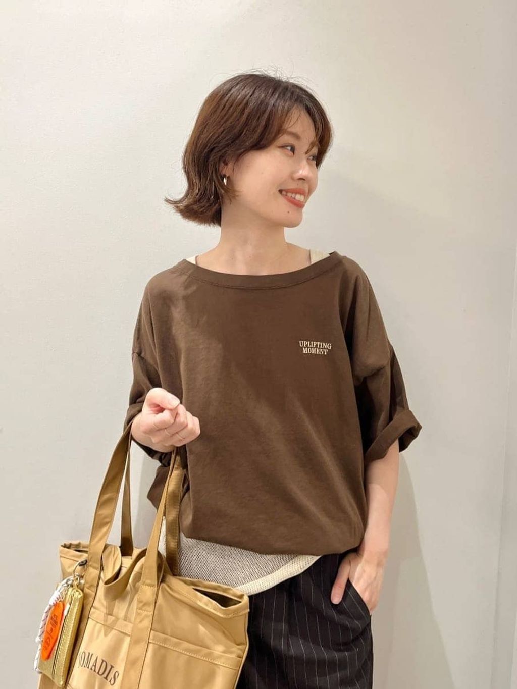 haru×FRAMeWORK コラボロゴTEEのコーディネートスナップ（ito