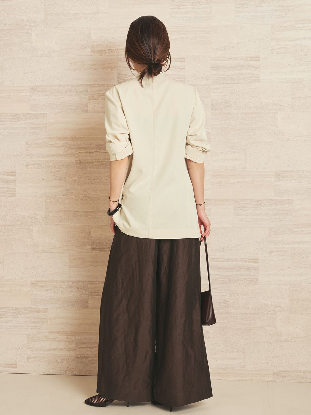 追加》Light nocollar ジャケット 2のコーディネートスナップ（yoshie