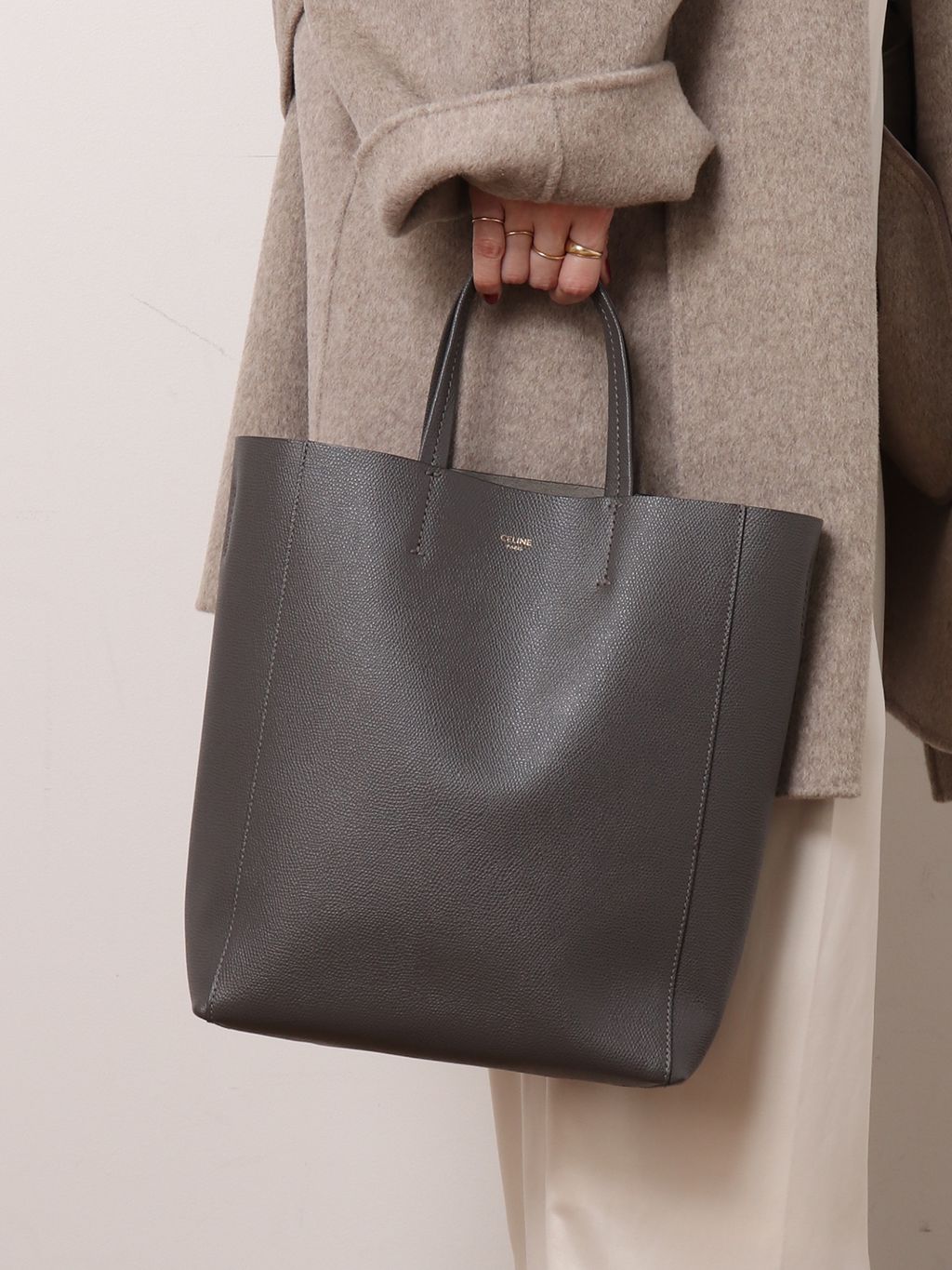 ドゥロワー セリーヌ カリテ ルッカ ドゥロワー セリーヌ カリテ