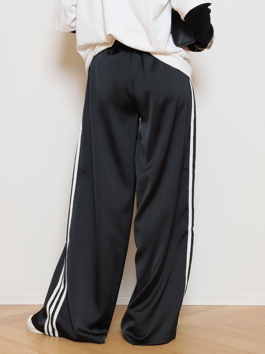 MUSE de Deuxieme Classe addidas ジャージ パンツ ADIDAS/アディダス】SATIN WIDE LEG TRACK パンツ（BLACK）の