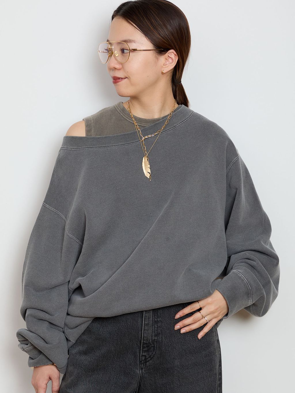 Vintage Off Shoulder プルオーバーのコーディネートスナップ（HASE