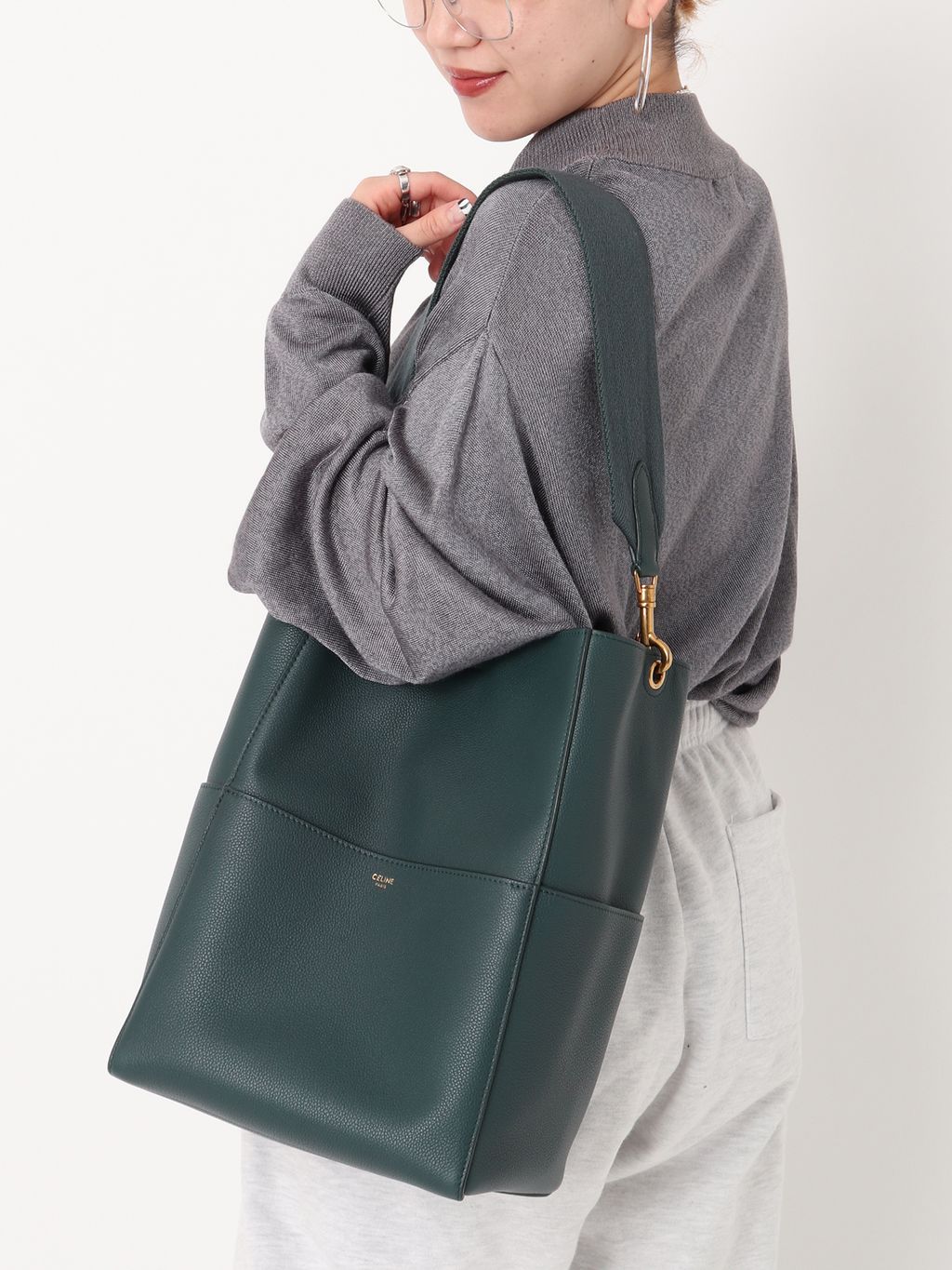 CELINE/セリーヌ】 Sangle one shoulderのコーディネートスナップ