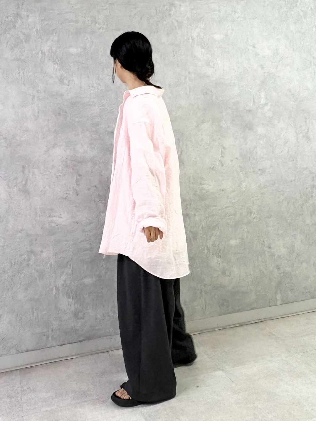 エアリネン Plainシャツのコーディネートスナップ（K.H）｜journal