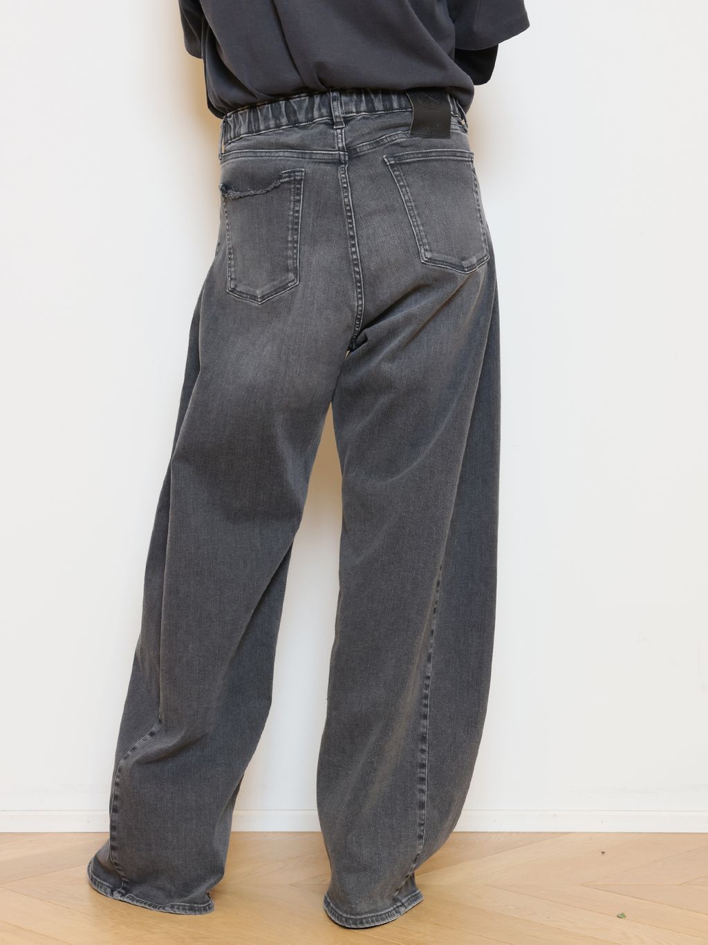 rib タートルのコーディネートスナップ（HASE）｜MUSE de Deuxieme