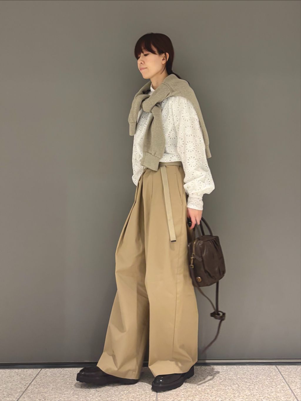 SUNDAY ハンサムチノパンツのコーディネートスナップ（S.S）｜journal