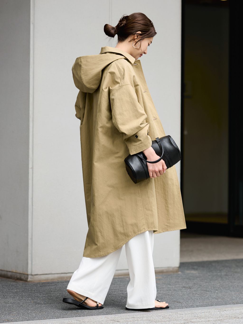 ポンチョコートのコーディネートスナップ（minami）｜FRAMeWORK