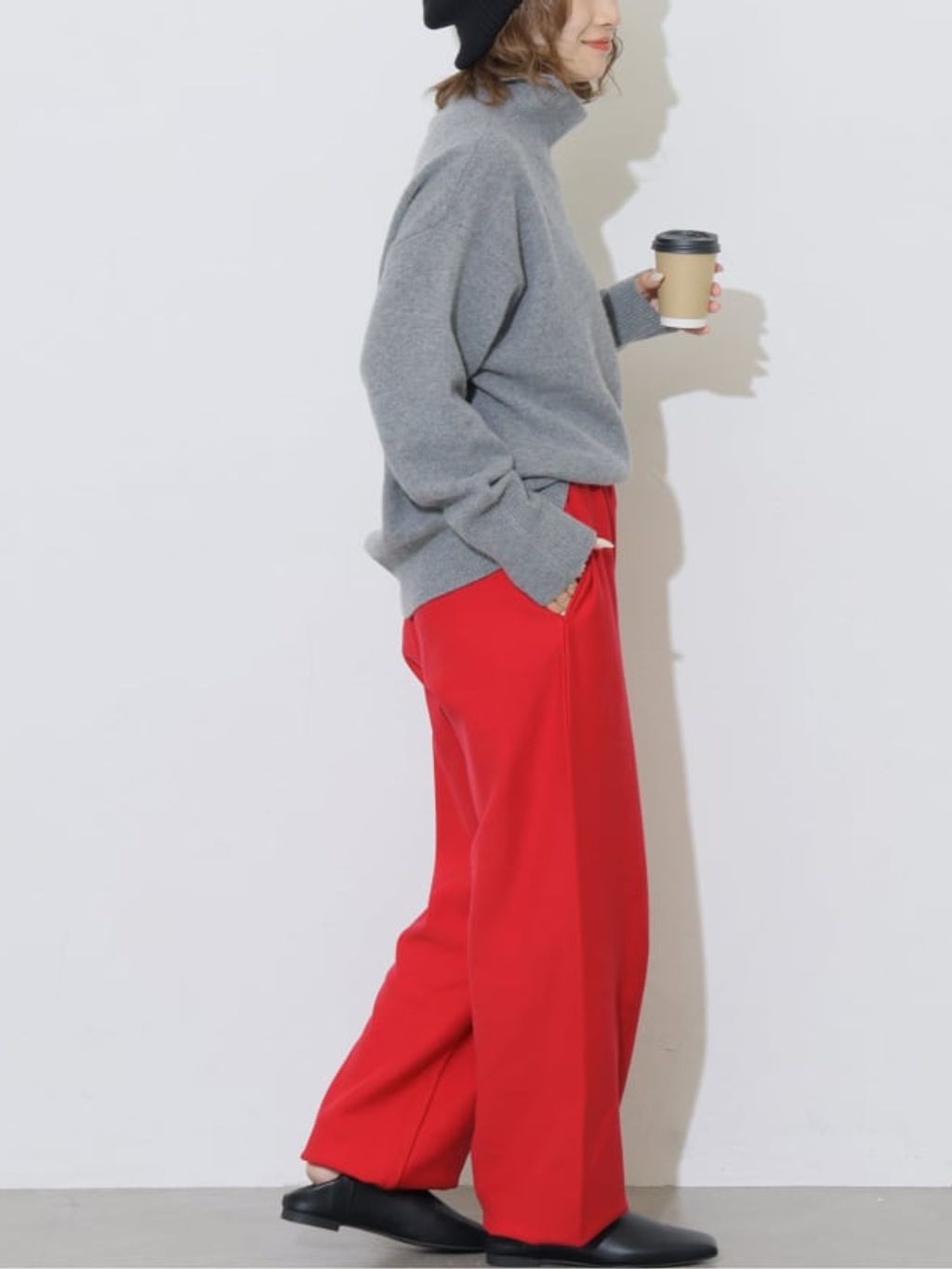 予約》ロゴスウェットパンツのコーディネートスナップ（makoto