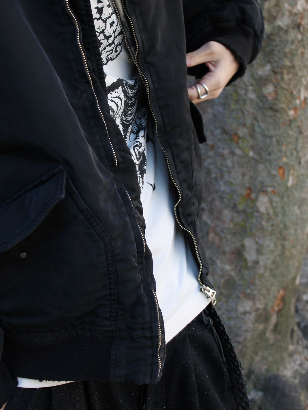 ANCELLM × WISM 別注 FADED BOMBER JACKET EXのコーディネートスナップ