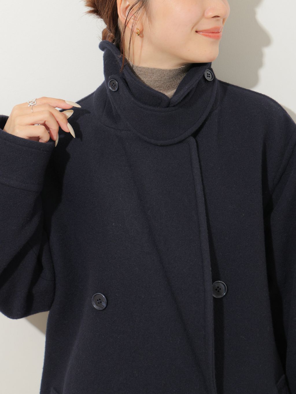 予約》尾州ウールスーパー100モッサロングコートのコーディネート