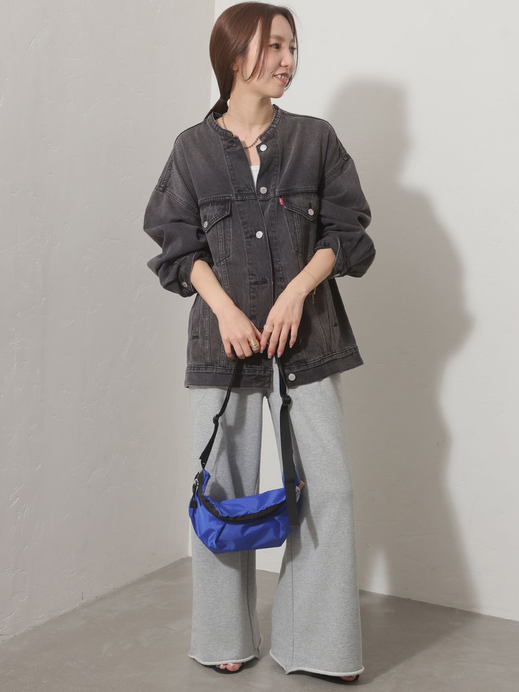別注【LEVI'S】COLLARLESS XL TRUCKER BK：デニムジャケットの