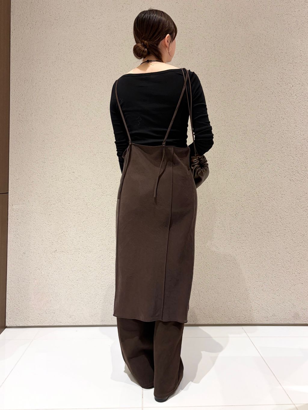 Sheer cupro cami ワンピースのコーディネートスナップ（manaka
