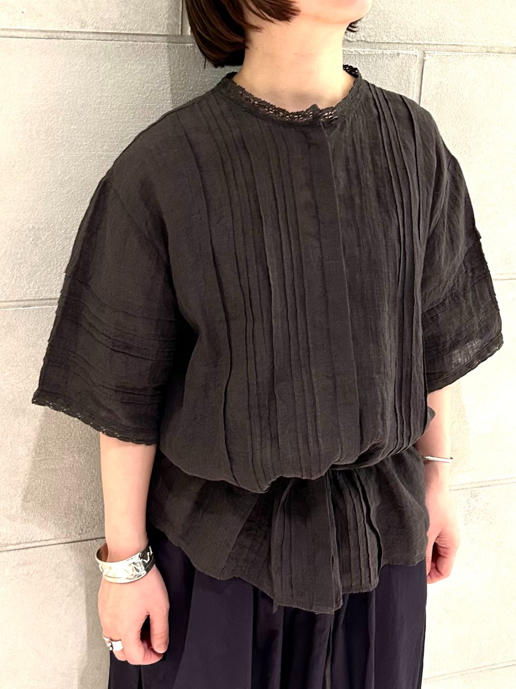 maison de soil】 LINEN LACE PINTUCK 2WAY SHIRTのコーディネート