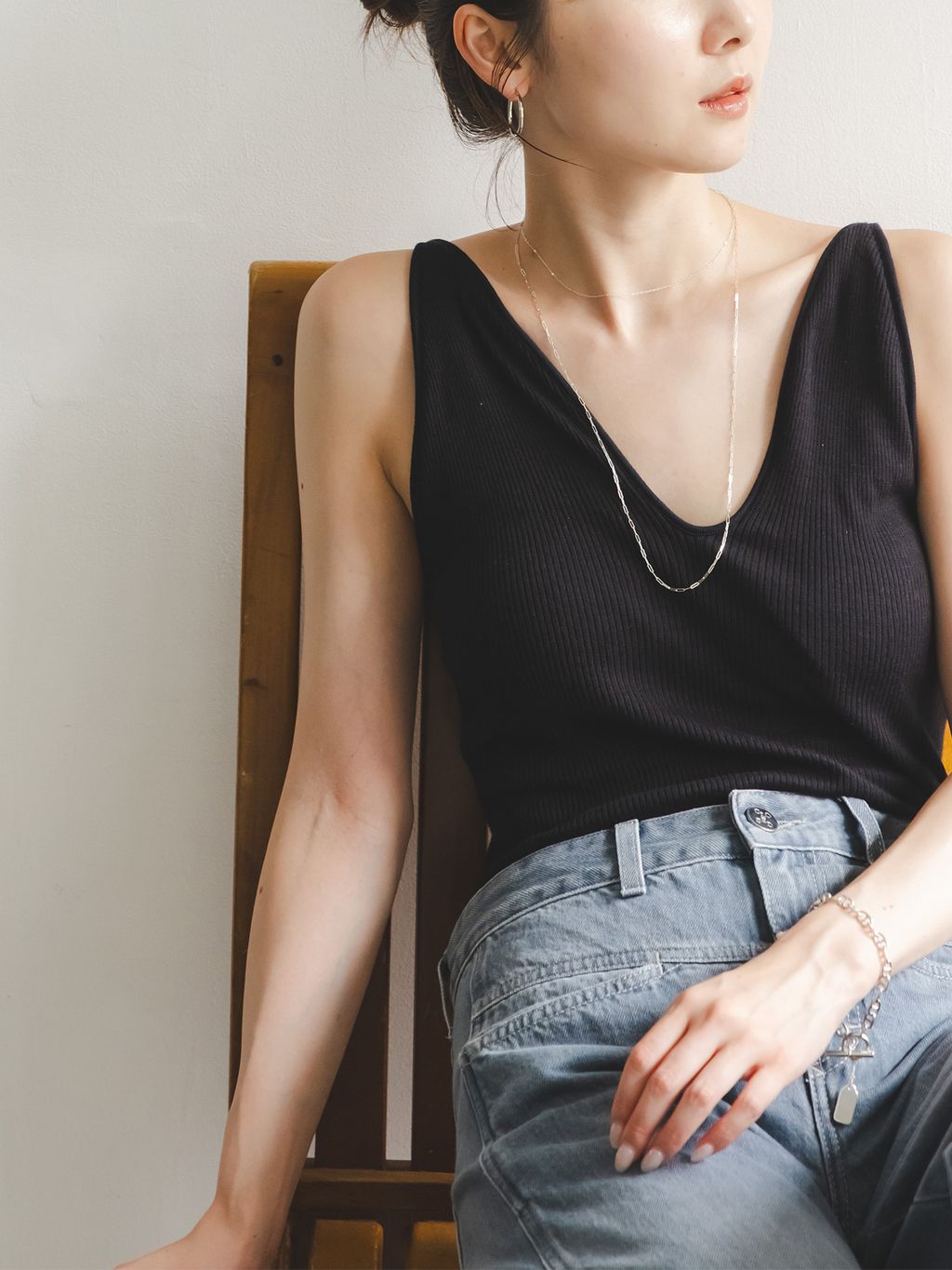 予約》HAKUJI/ハクジ Wool rib V-neck tanktopのコーディネート
