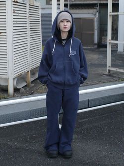 別注【CHAMPION*JOURNAL STANDARD by HOLIDAY】ZIP HOODIEの