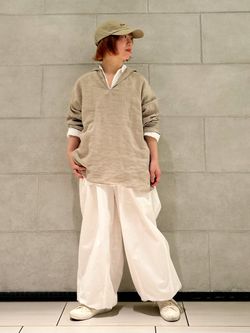 追加》ソフトリネン セーラーシャツのコーディネートスナップ（A.T