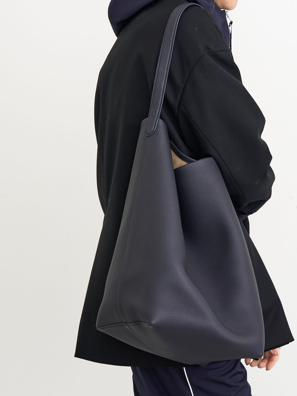 MINIMAL JACKETのコーディネートスナップ（BUYER.N）｜L'Appartement