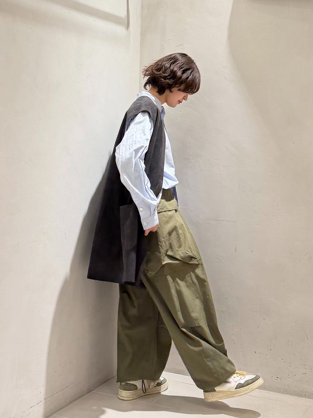 スウェードベストのコーディネートスナップ（AT）｜journal standard