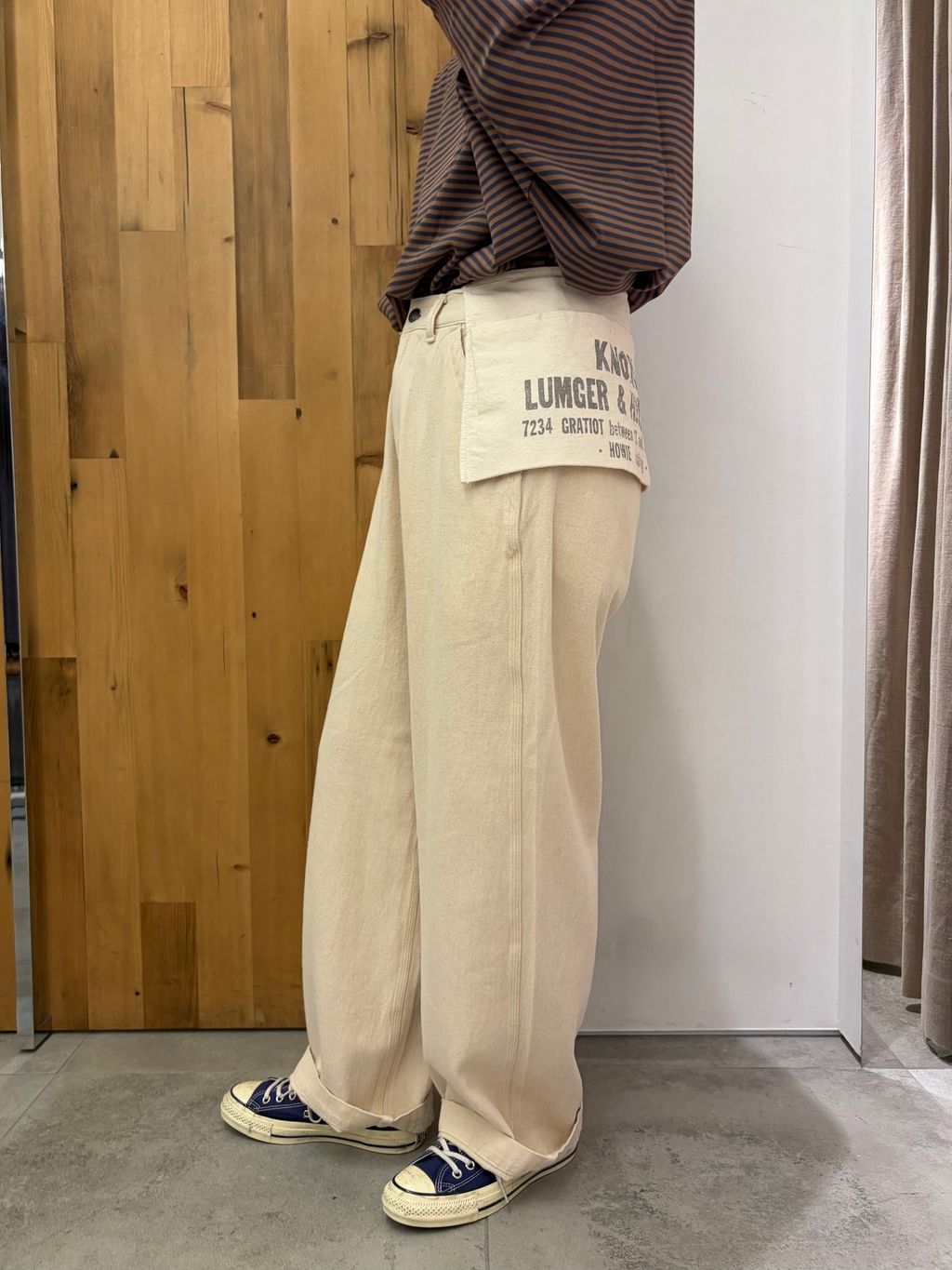 PAYDAY×HOWIECLOTHING×FRAMeWORK APRON パンツのコーディネート