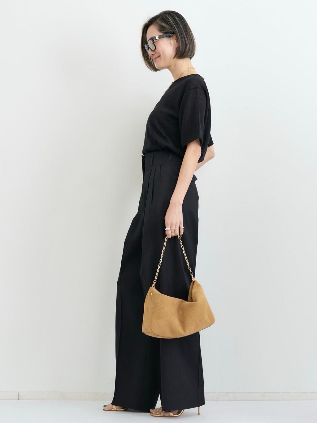 LINEN SHORT SLEEVE KNITのコーディネートスナップ（STAFF.S）｜L