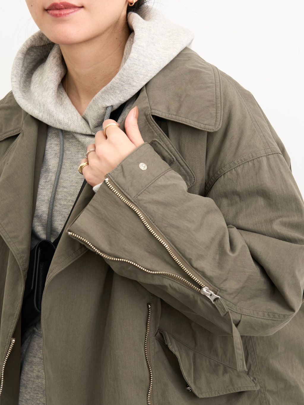 HOODED SWEATのコーディネートスナップ（BUYER.N）｜L'Appartement