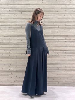 ロー切り替えフレアワンピースのコーディネートスナップ（naoko