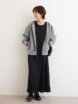 フーディーコンパクトブルゾンのコーディネートスナップ（maki 