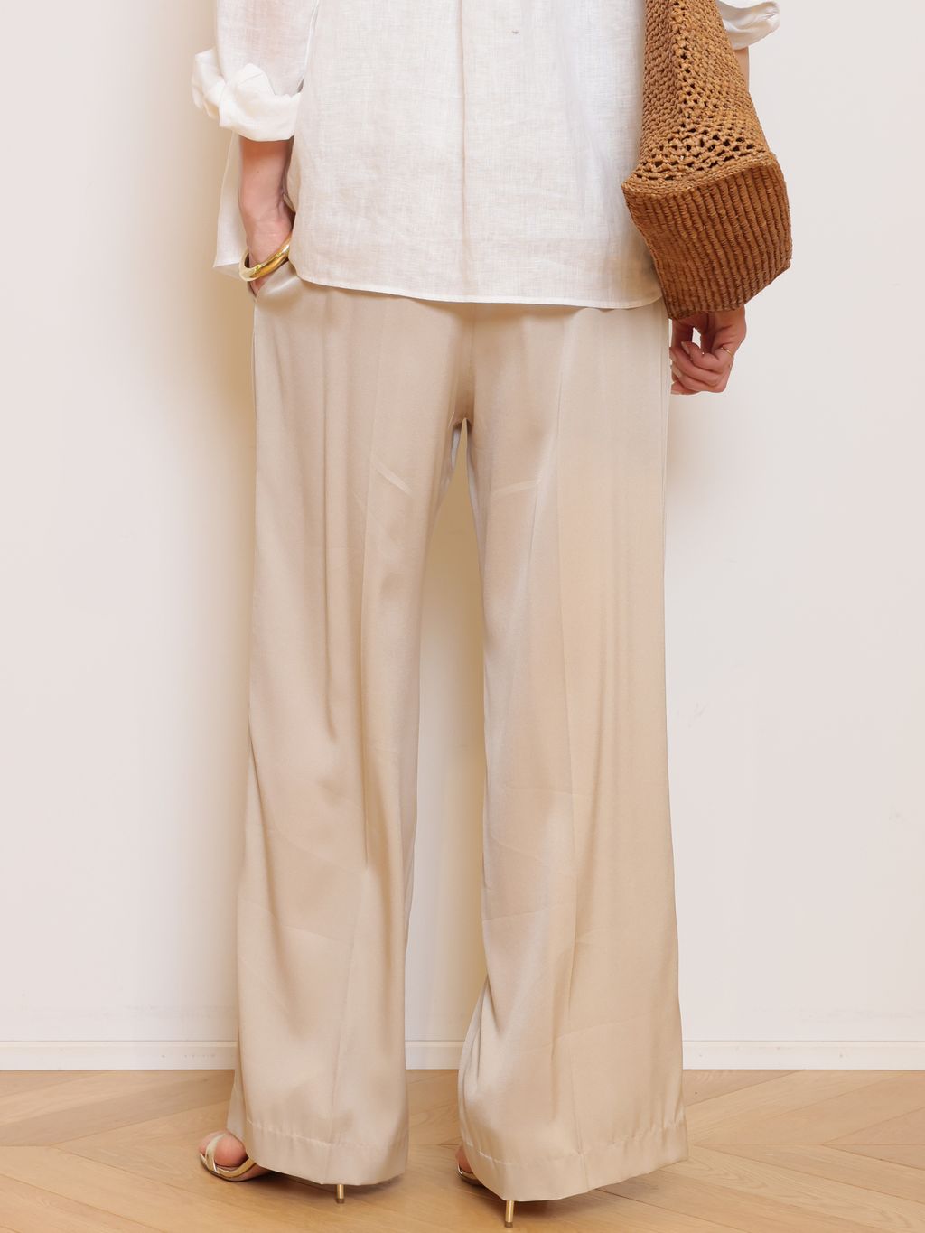 LINEN WASH CACHE シャツのコーディネートスナップ（MUSE）｜MUSE de 