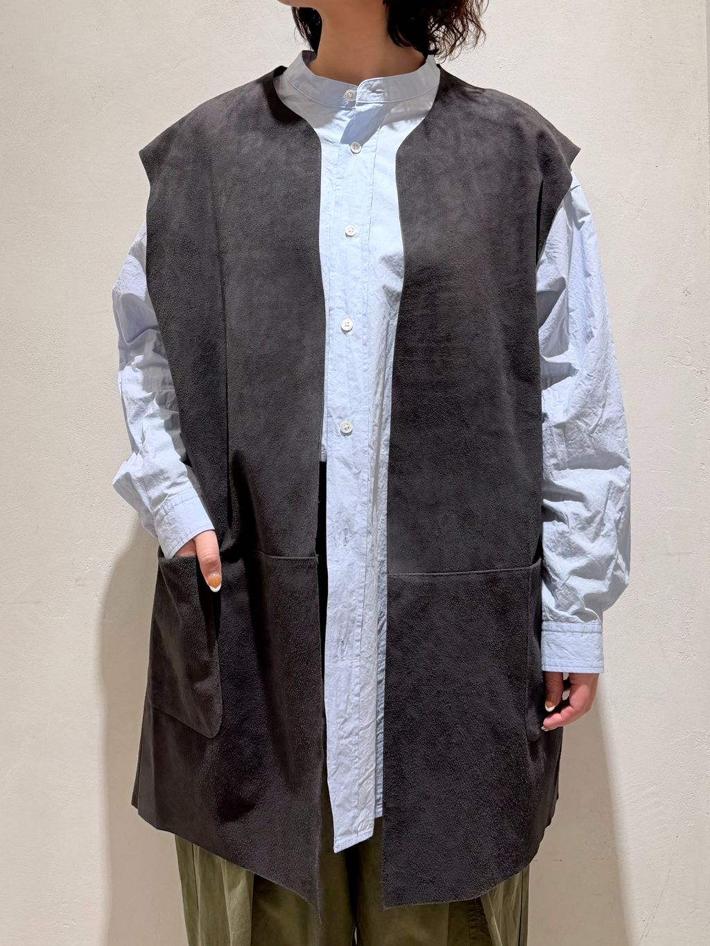スウェードベストのコーディネートスナップ（AT）｜journal standard