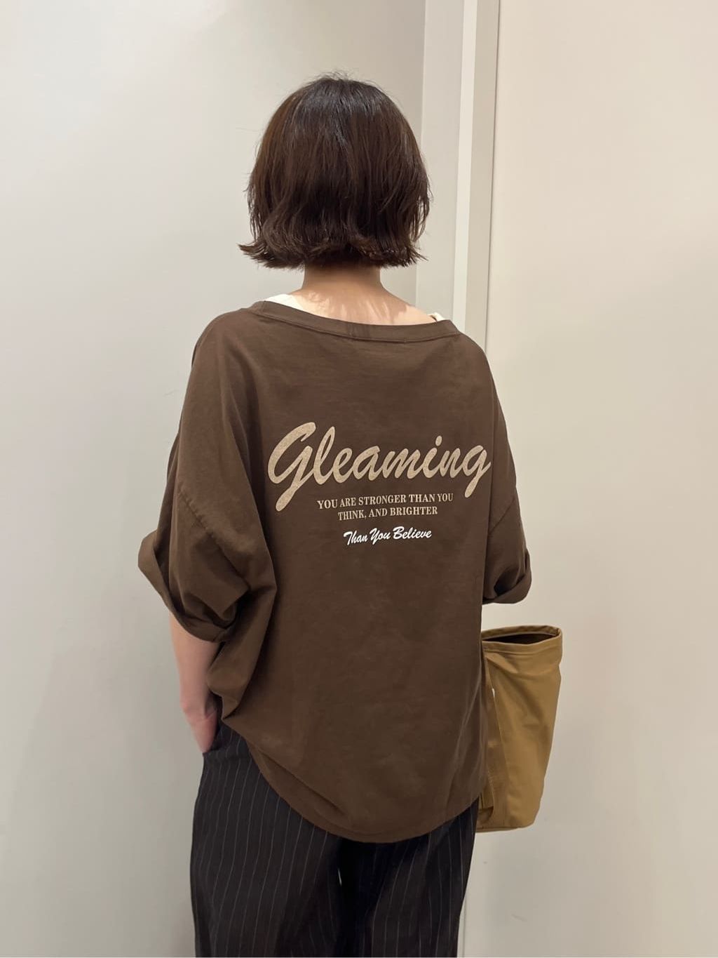 haru×FRAMeWORK コラボロゴTEEのコーディネートスナップ（ito