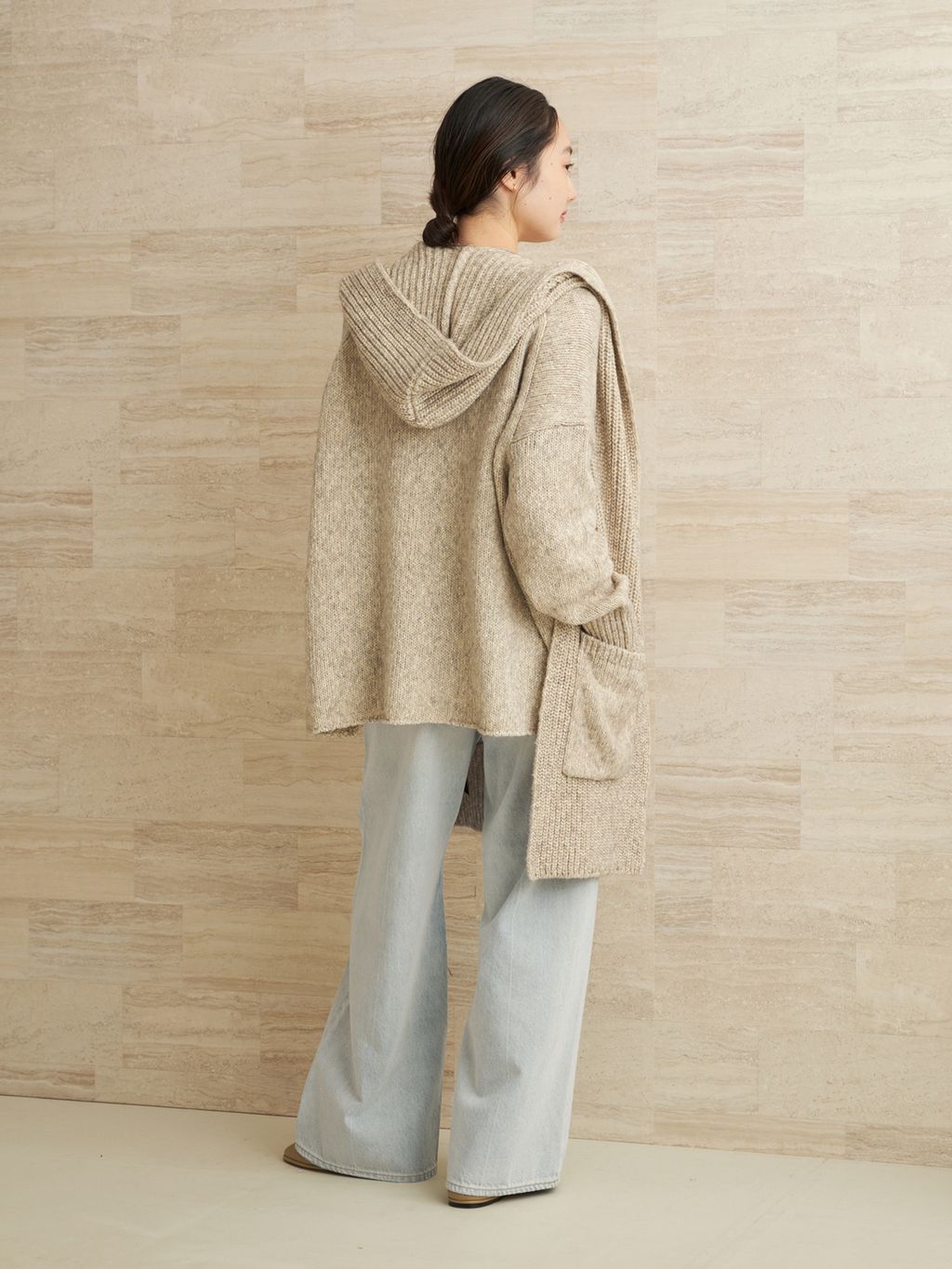 3G ミックスVワイドプルオーバーのコーディネートスナップ（mizuka