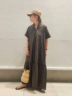 追加》ローンティアードマキシワンピースのコーディネートスナップ