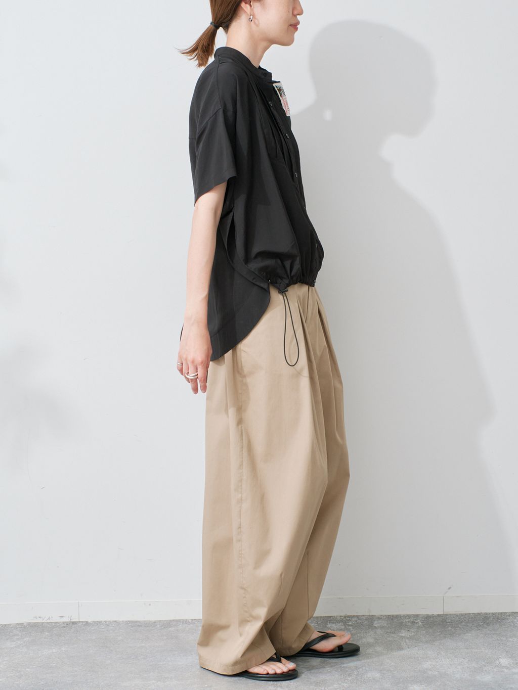 WEB限定/追加》ピンタックスピンドルブラウスのコーディネートスナップ