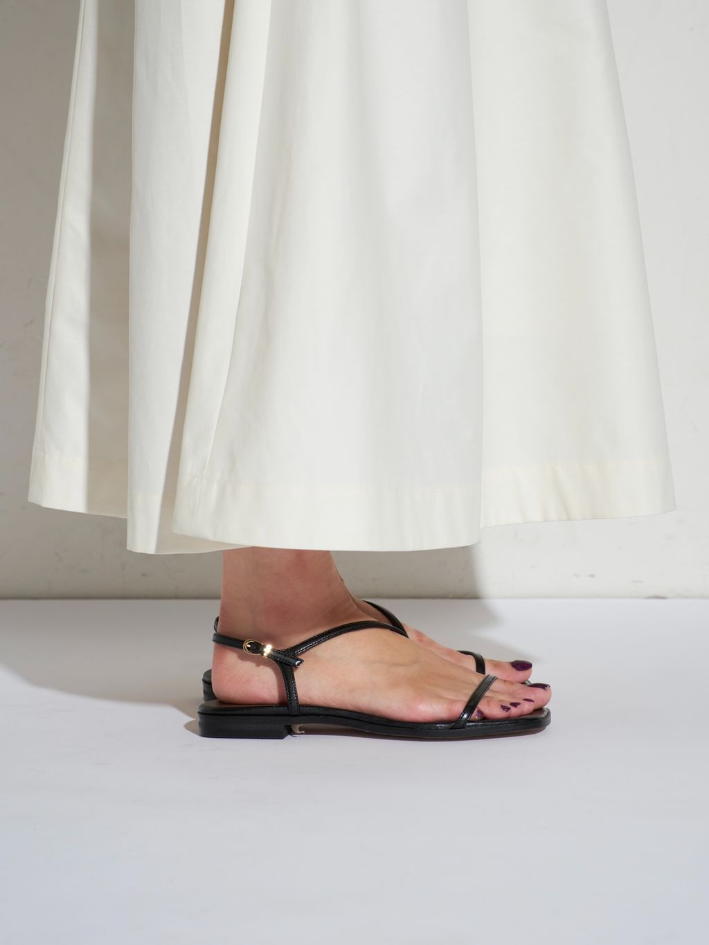 WEB+一部店舗限定》MIDORI UEEDA×GRISEナローストラップフラット
