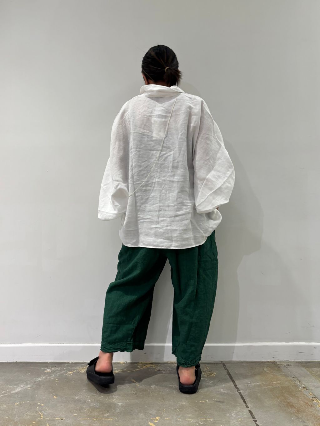 SoSUE】SHIRT ANTONIA LINENのコーディネートスナップ（M.M）｜journal 