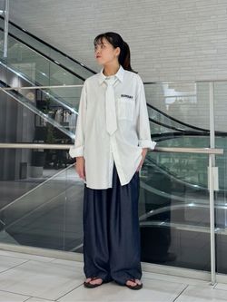 SUNDAY シャツ プラスネクタイのコーディネートスナップ（Y.K