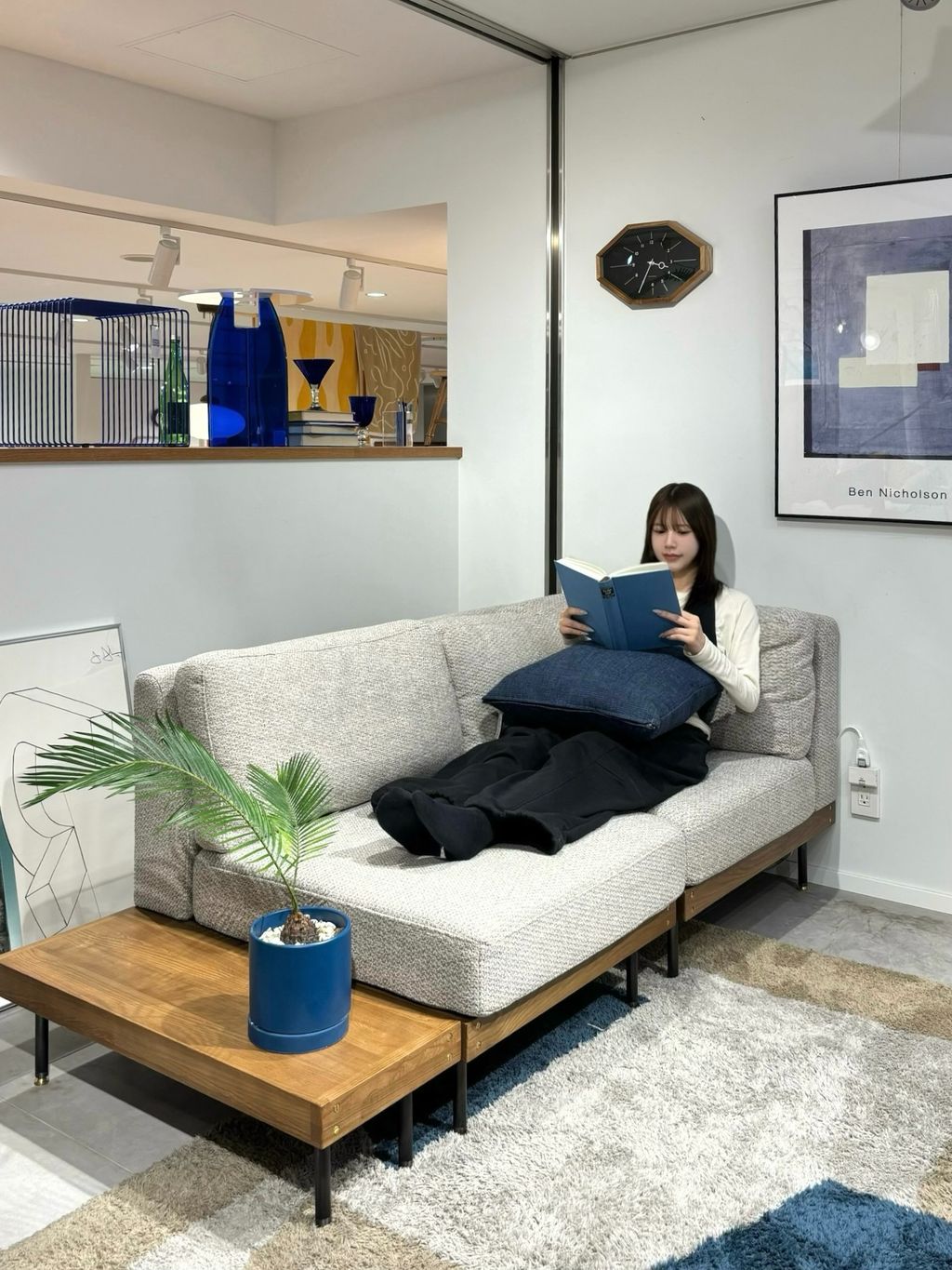 JOURNAL STANDARD FURNITURE