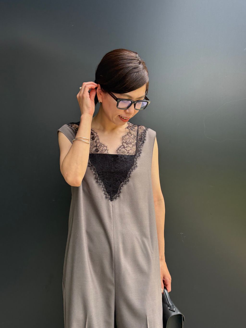 一部カラーWEB限定》Lace Neck オールインワンのコーディネート
