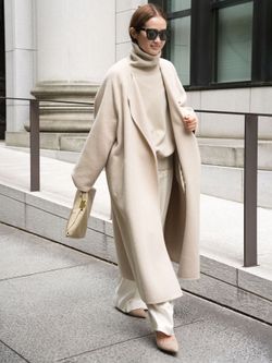 ウールアンゴラ ノーカラーコートのコーディネートスナップ（MIZU