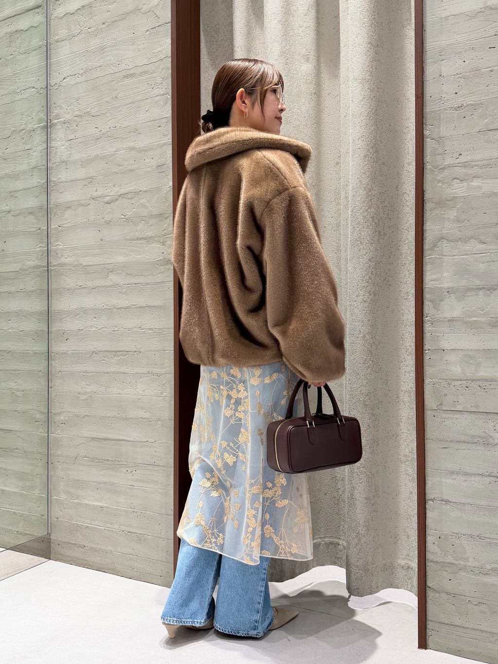 エコファースタンドカラーミドルブルゾンのコーディネートスナップ