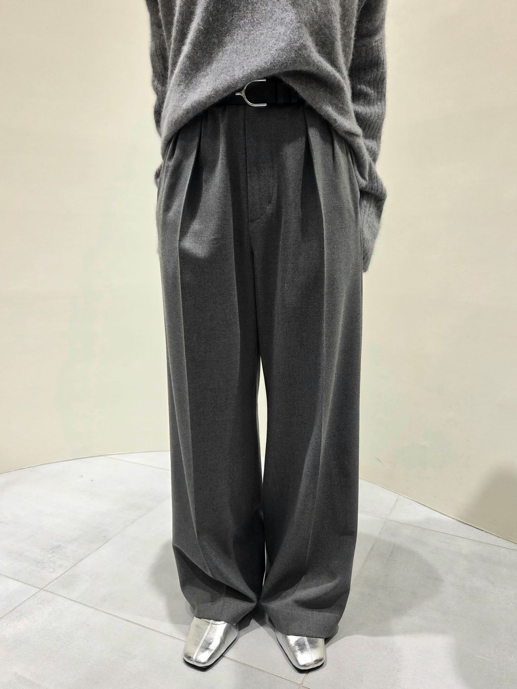 追加》フォックスウールミックスロングリブタートルプルオーバーの